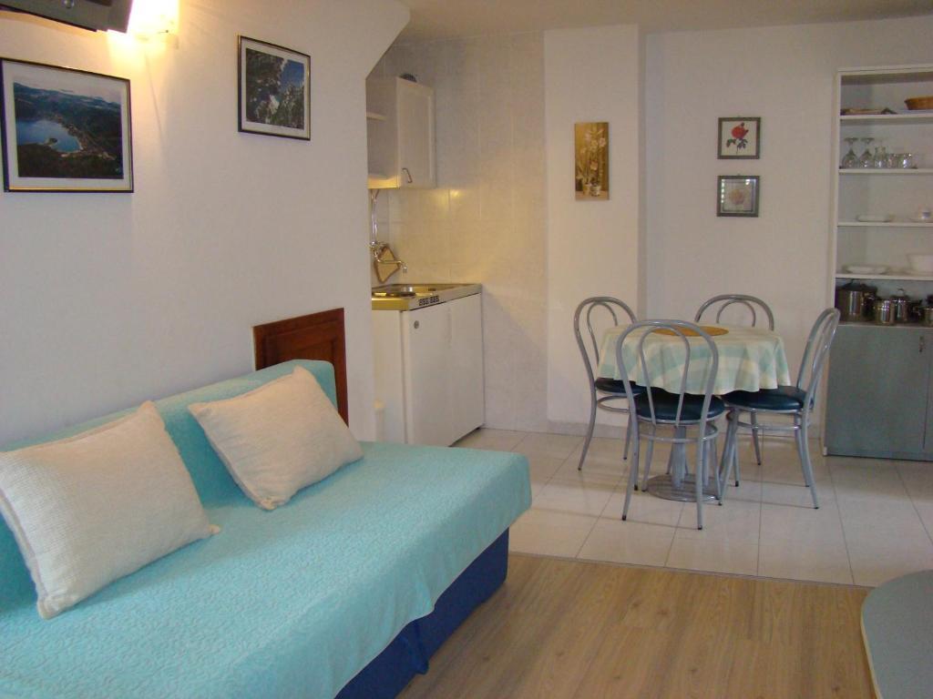 Studio Apartments Kuljis Vis Chambre photo
